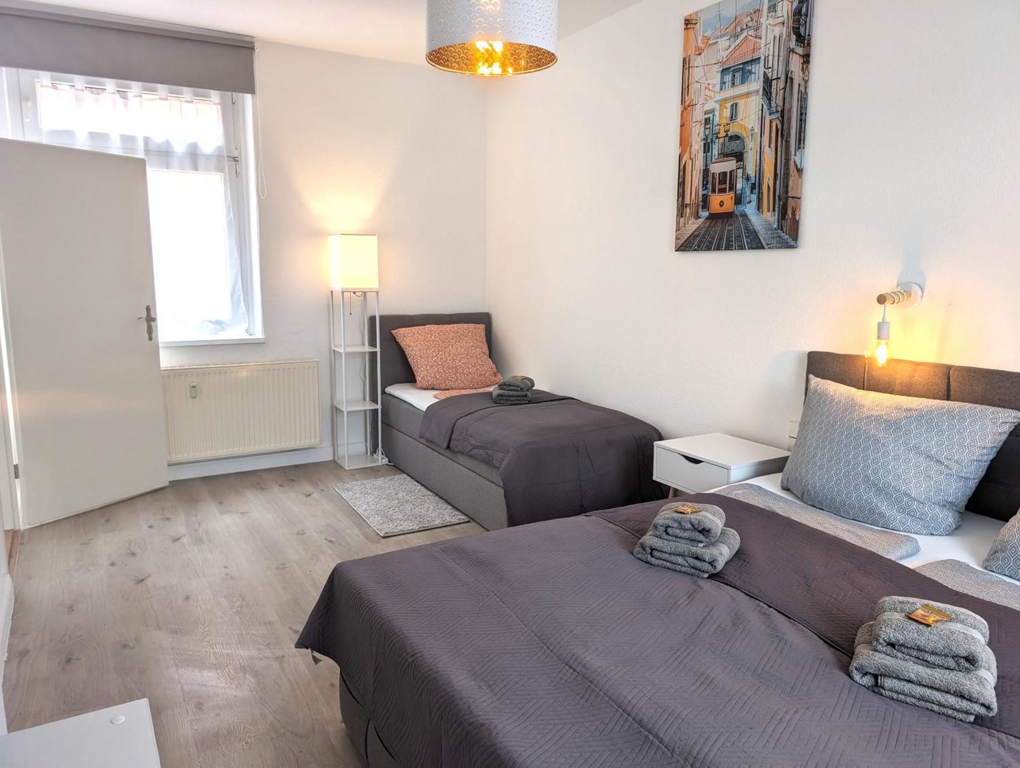 Casa Apartment Modern Vintage Flexibilitaet Pur- Perfektes Apartment Fuer Familien Und Geschaeftsreisende 5 Schlafplaetze, Vollausstattung, Amazon Prime & Parkplatz Inklusive Magdeburg Exterior photo